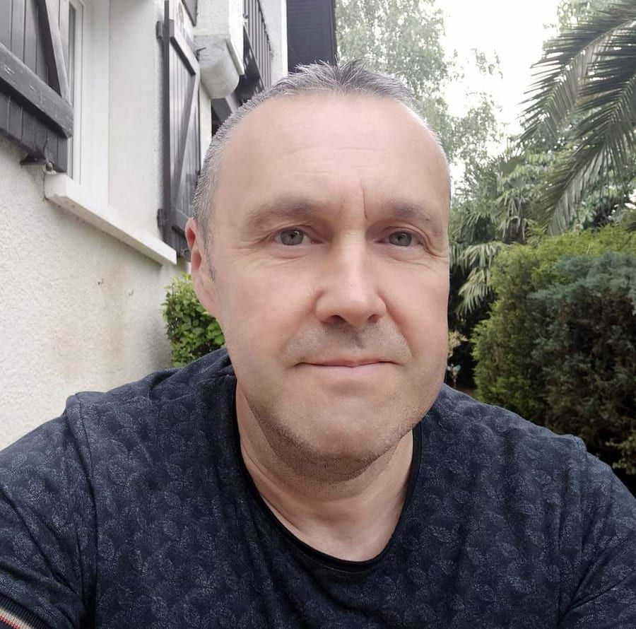 Yves-jean - Rencontre gay à Brenles Profil de Yves-jean, 42 ans, Rencontre gay à Brenles (Vaud)