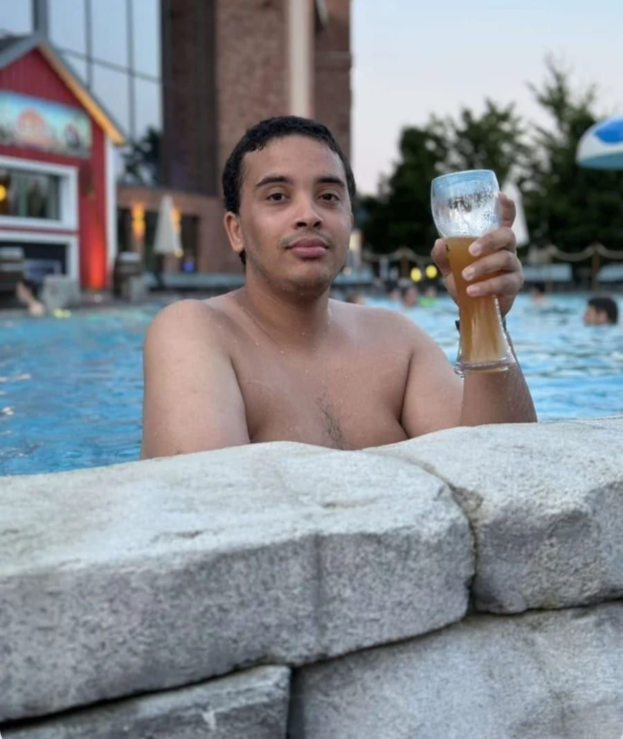 Teodoro - Rencontre gay à Loc Profil de Teodoro, 28 ans, Rencontre gay à Loc (Valais)
