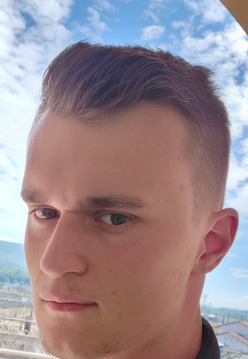 Profil de Lamina, 30 ans, Rencontre gay à Zeiningen (Argovie)