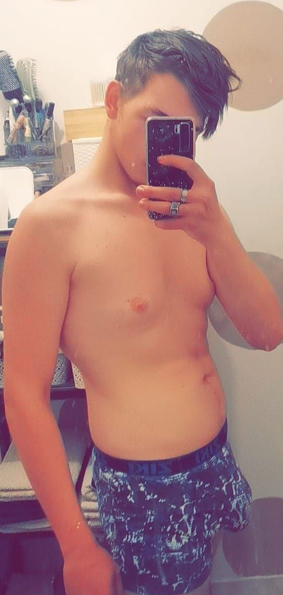 Profil de Eliah, 35 ans, Rencontre gay à Melchtal (Obwald)