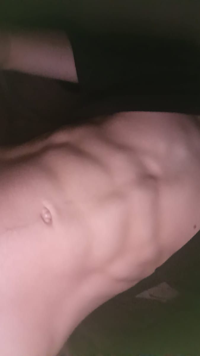 Profil de Louai, 27 ans, Rencontre gay à Vers-chez-Perrin (Vaud)