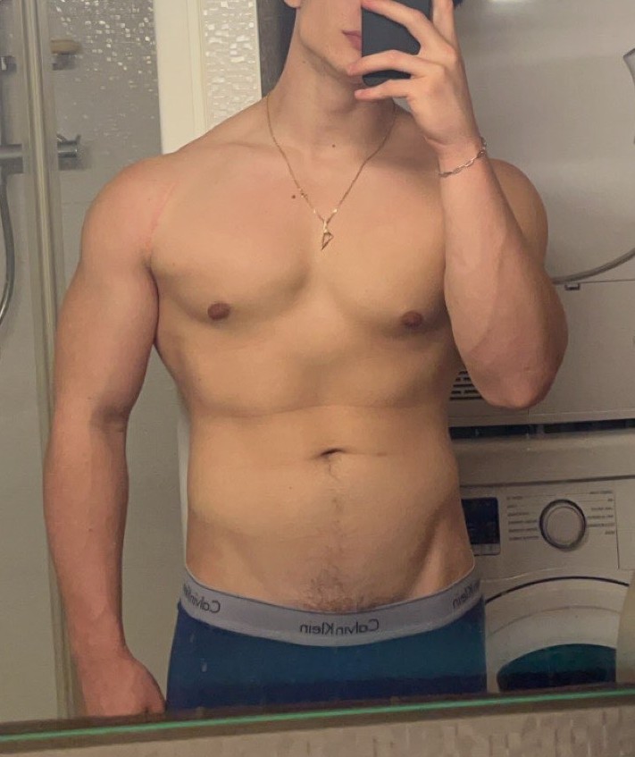 Profil de Benaouda, 25 ans, Rencontre gay à Vallon (Fribourg)