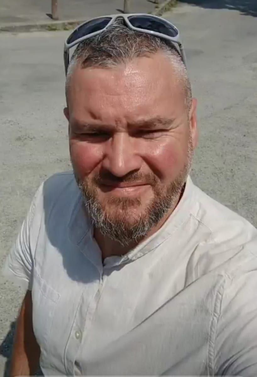 Profil de Fares, 35 ans, Rencontre gay à Villiers (Neuchâtel)