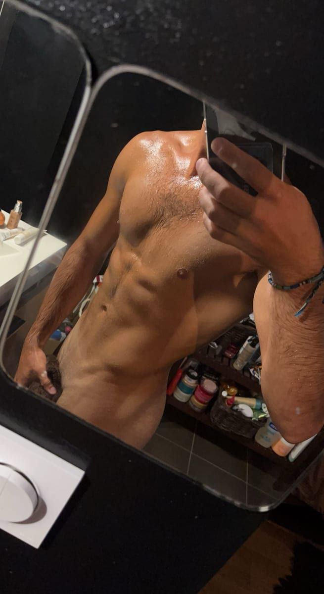 Profil de Saufiane, 44 ans, Rencontre gay à Vnà (Grisons)