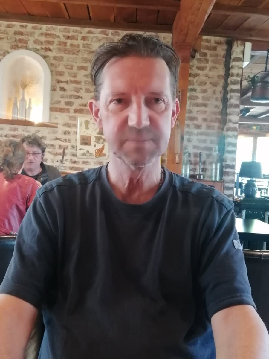 Profil de Aarone, 35 ans, Rencontre gay à Zufikon (Argovie)