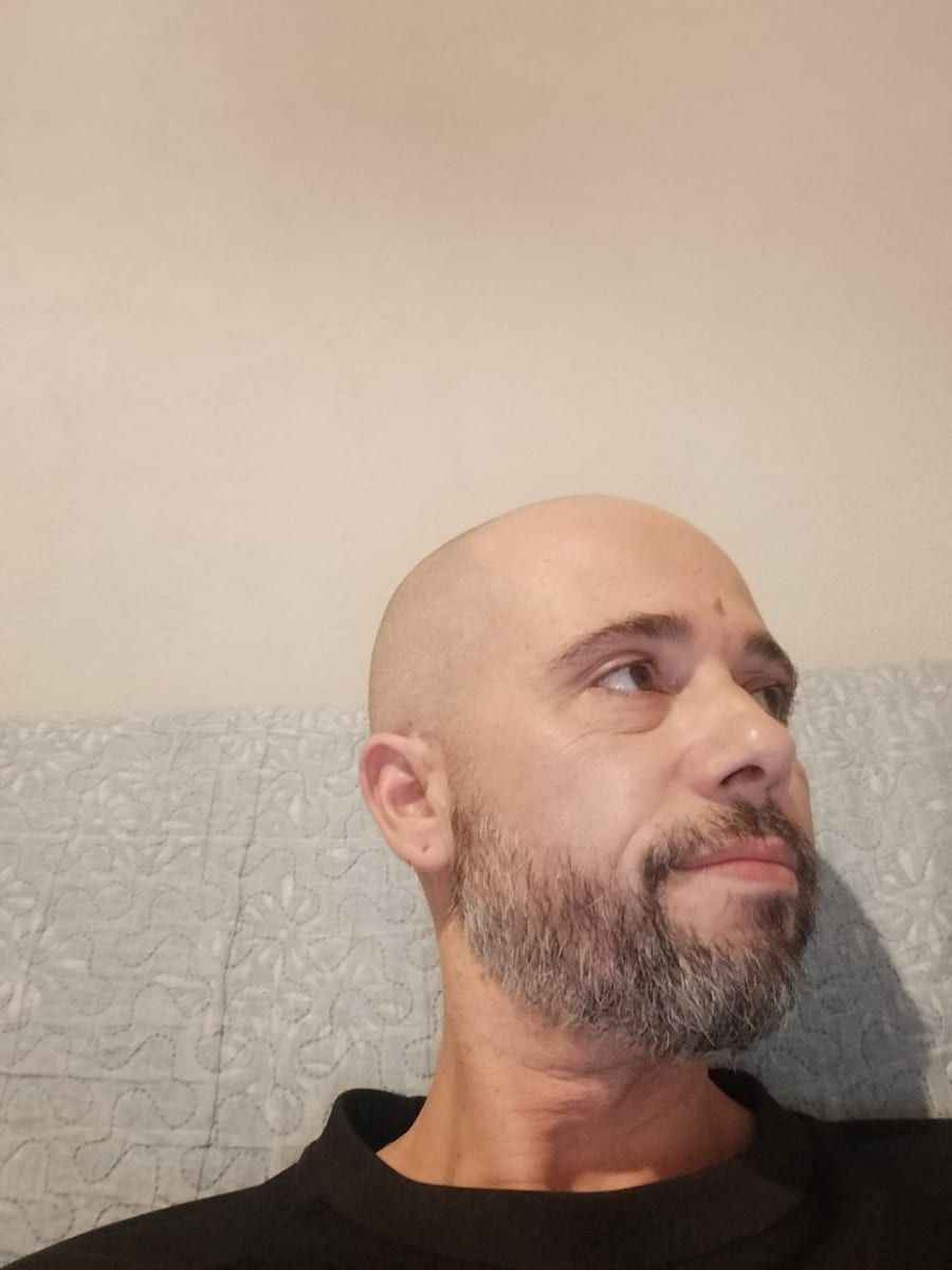 Pako - Rencontre gay à Oey Profil de Pako, 42 ans, Rencontre gay à Oey (Berne)