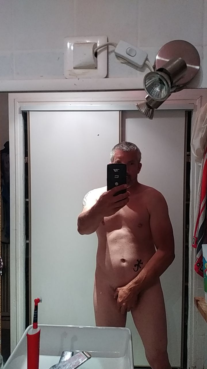 Profil de Aures, 27 ans, Rencontre gay à Thal (Appenzell Rhodes-Extérieures)