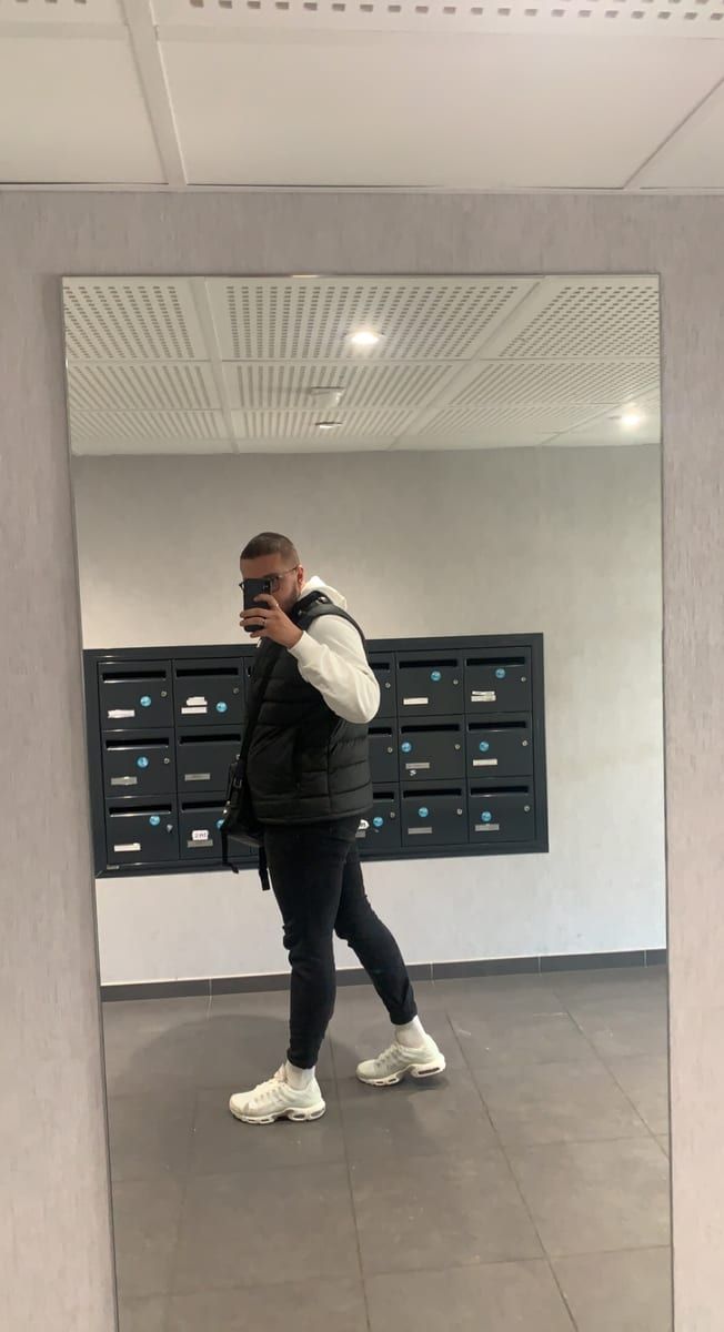 Kaleb - Rencontre gay à St-Oyens Profil de Kaleb, 33 ans, Rencontre gay à St-Oyens (Vaud)