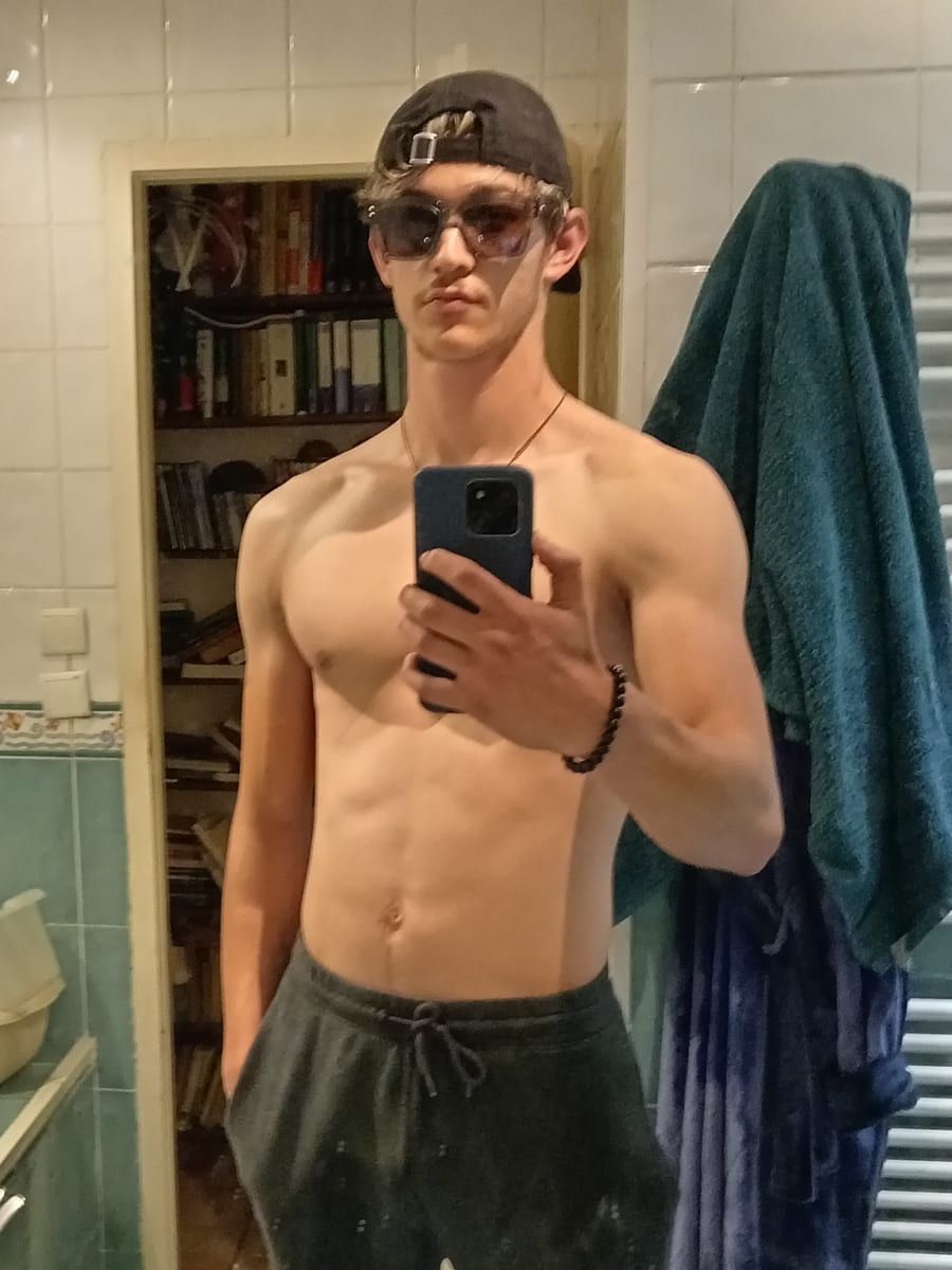 Profil de Ferdinando, 30 ans, Rencontre gay à Vogorno (Tessin)