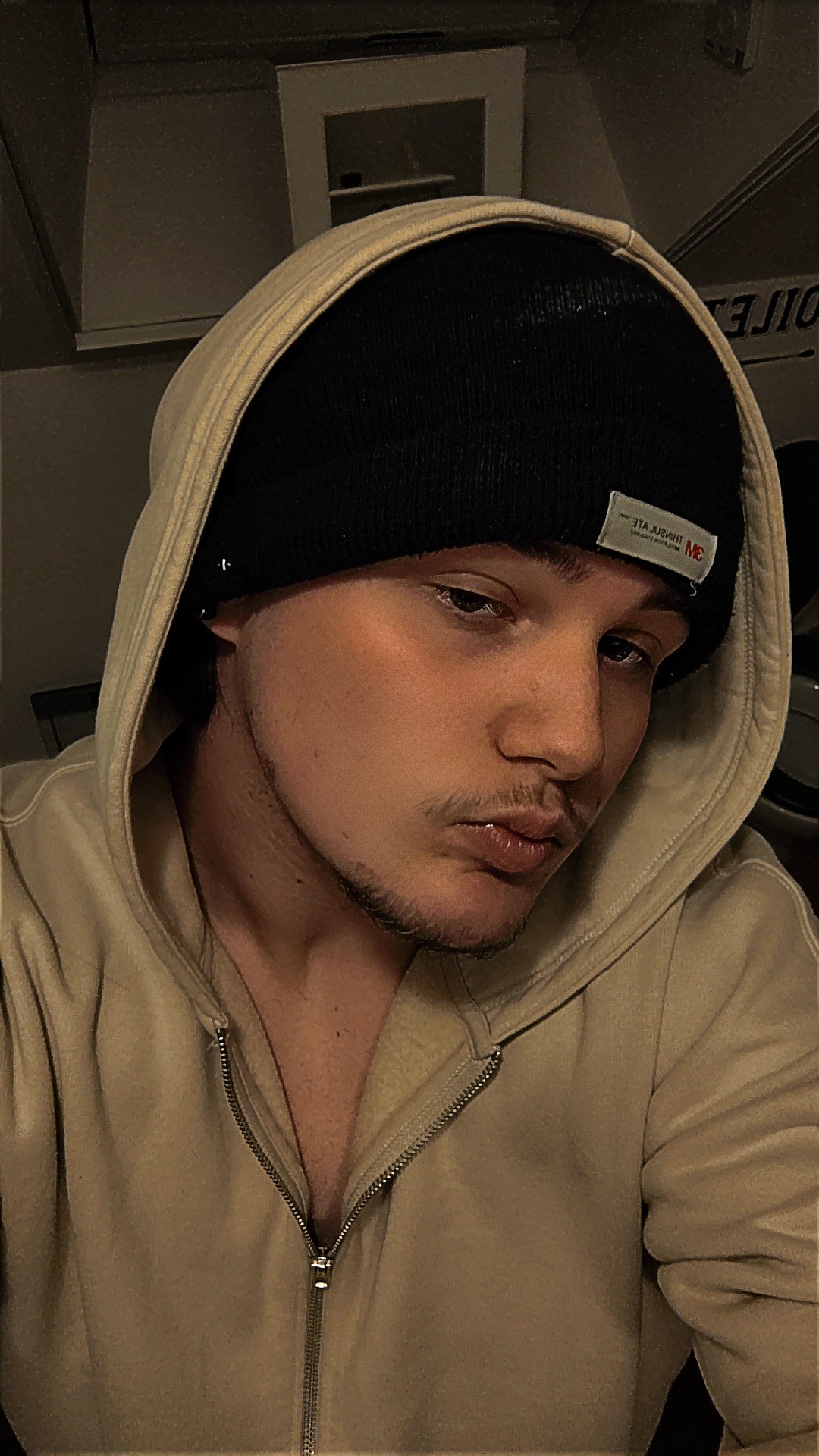 Profil de Jalis, 29 ans, Rencontre gay à Valendas (Grisons)