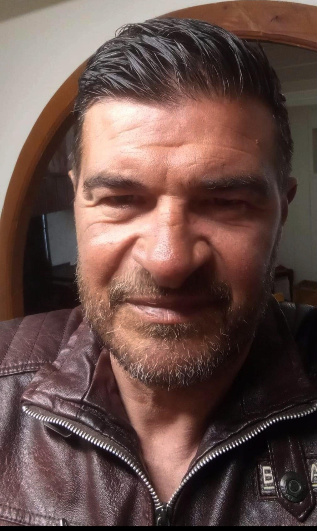 Profil de Kandjoura, 39 ans, Rencontre gay à Lungern (Obwald)