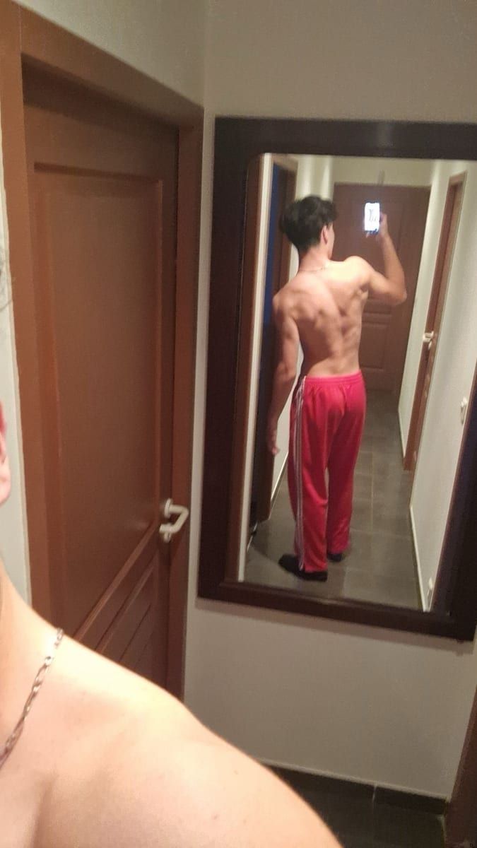 Profil de Archange, 22 ans, Rencontre gay à Weissbad (Appenzell Rhodes-Intérieures)